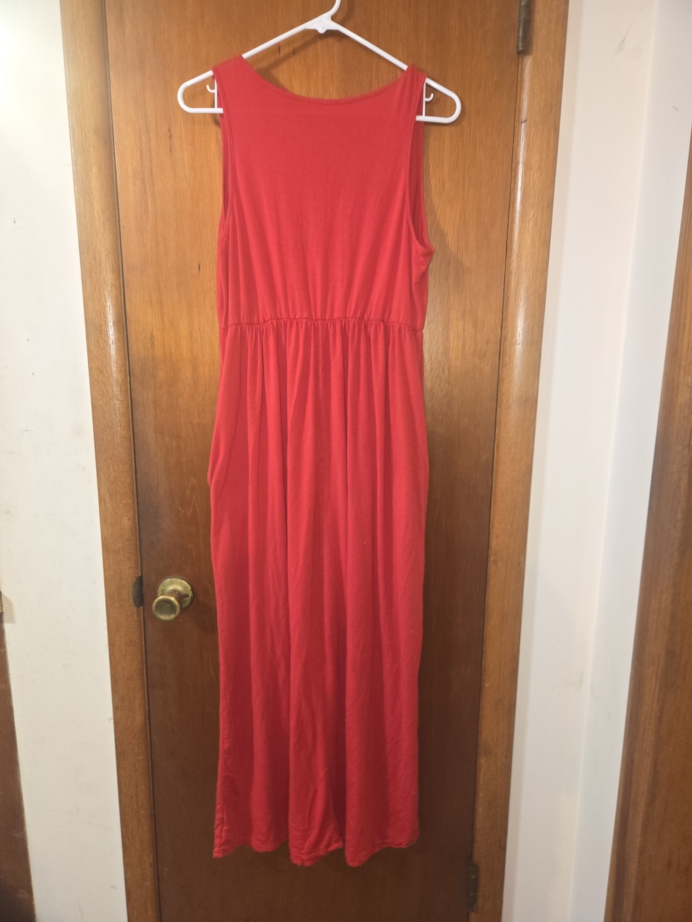 Classic Sleeveless Red Maxi Dress